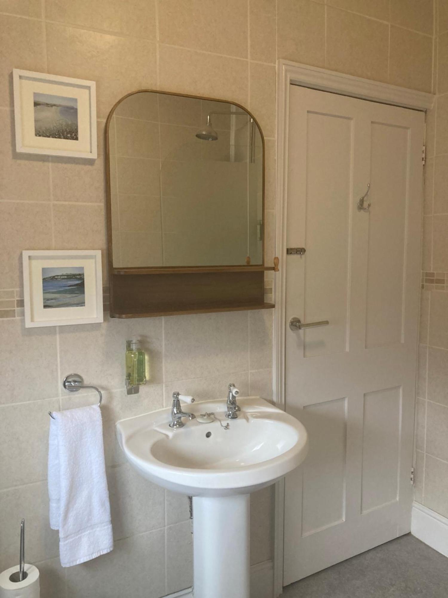 Crick Cottage Rooms Eksteriør bilde